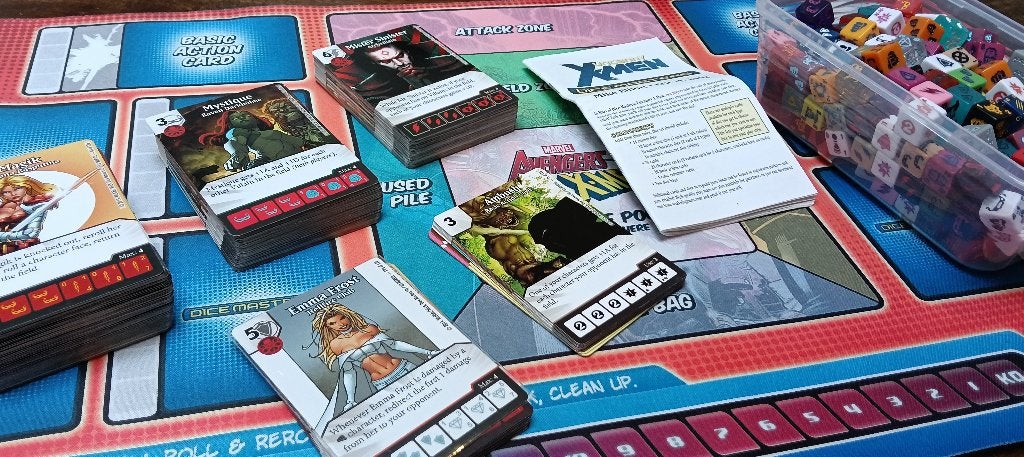 Marvel Dice Masters - Uncanny X-men, Ophalen of Verzenden, Zo goed als nieuw, Meerdere kaarten