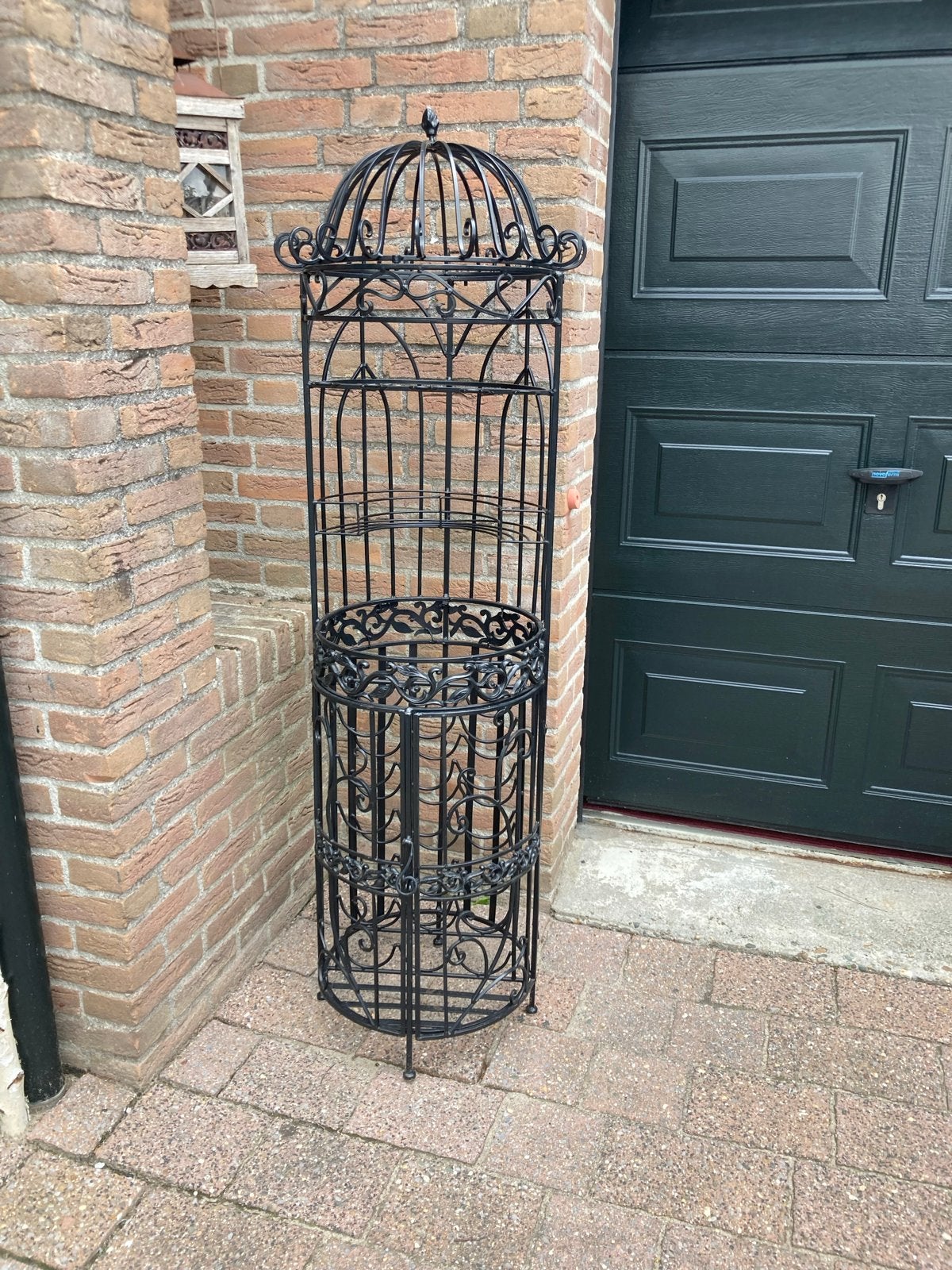 Decoratieve smeedijzeren wijnrek, Ophalen, Gebruikt, Metaal