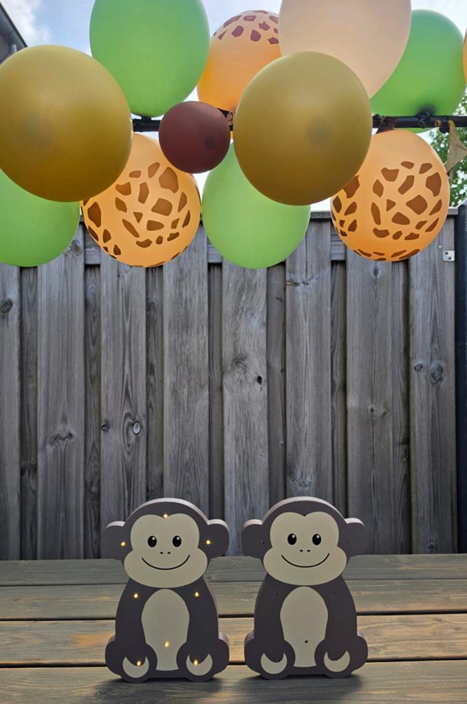 2 leuke aapjes (met lampjes,op batterijen), Ophalen of Verzenden, Overige typen