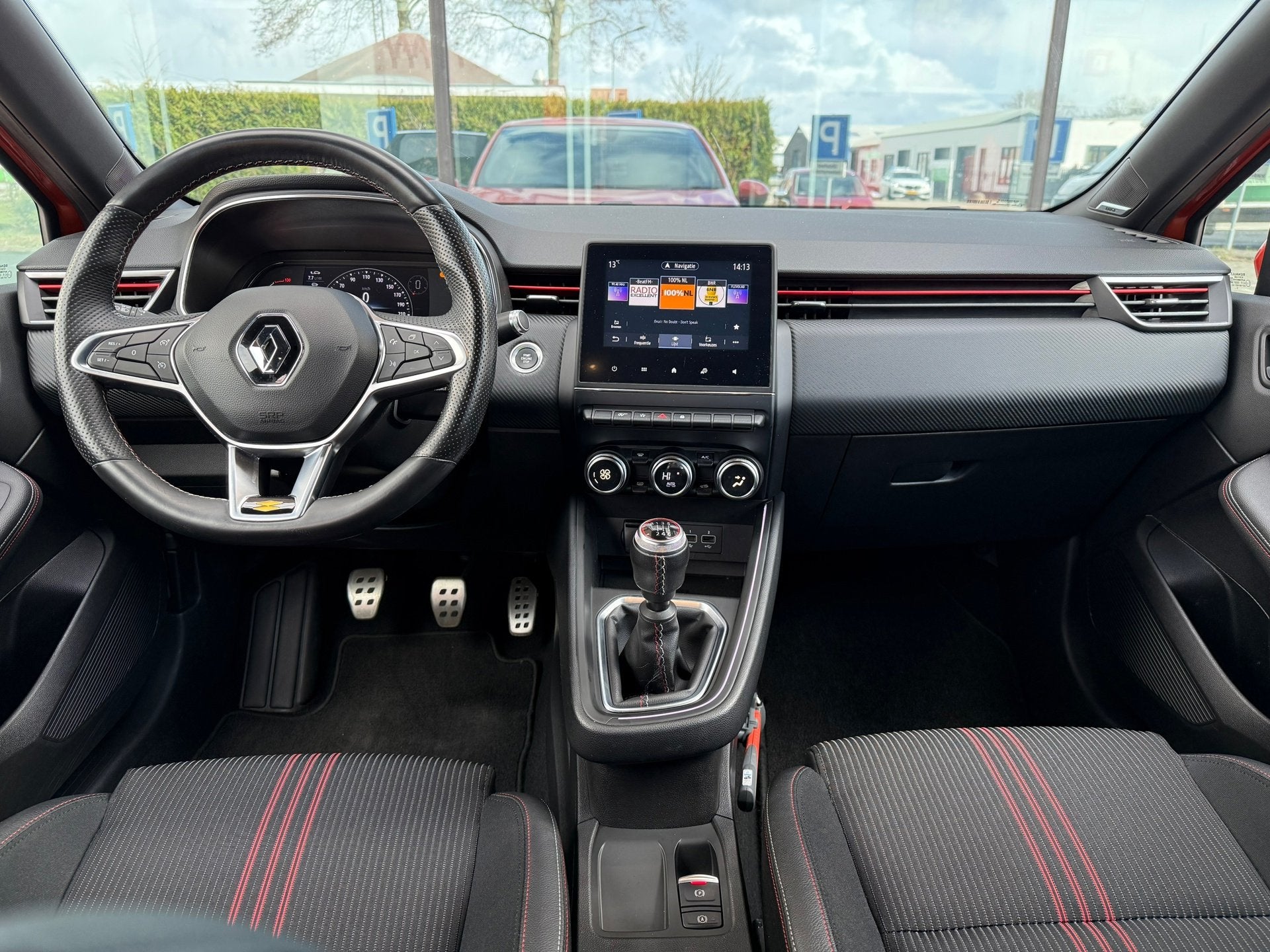 Renault Clio 1.0 TCe R.S. Line - Navi - Camera - Climate - O, Gebruikt, Overige kleuren, Leder en Stof, 49 €/maand