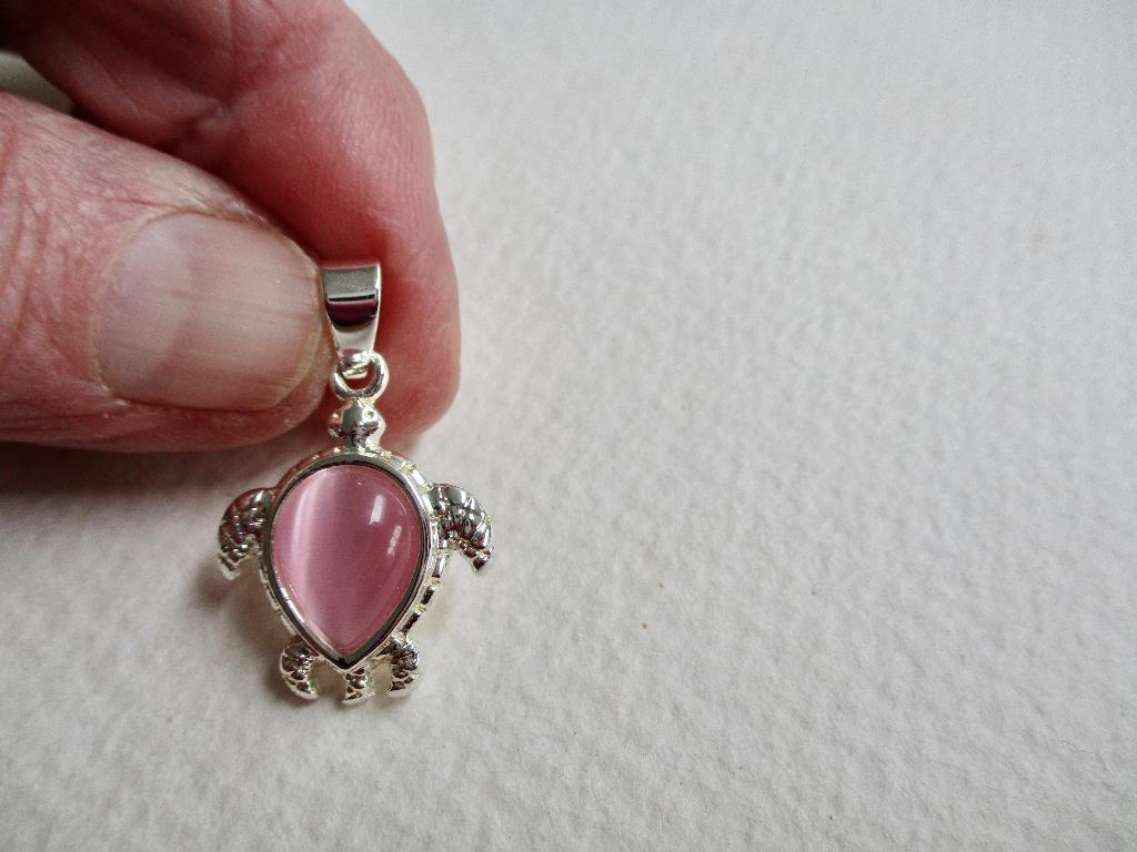Zilverkleur SCHILDPAD hangertje roze steen als schild, Overige materialen, Verzenden, Zo goed als nieuw, Zilver