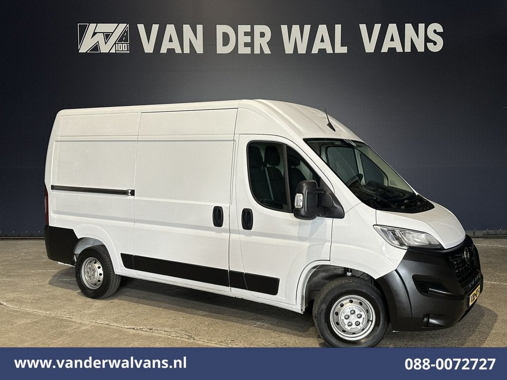 Opel Movano 2.2D 120pk L2H2 Euro6 Airco | 2500kg Trekhaak |, Voorwielaandrijving, Stof, Gebruikt, Euro 6