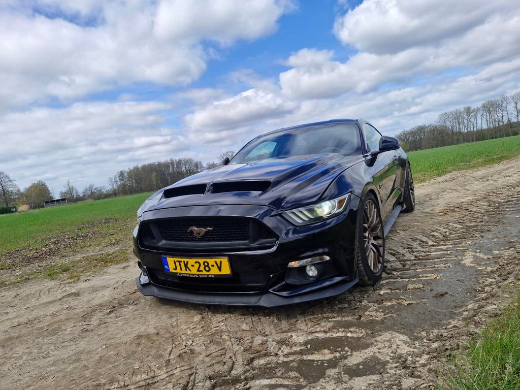 Ford mustang gt V8 5.0 te huur galaauto trouwauto gala, Met chauffeur, Trouwauto