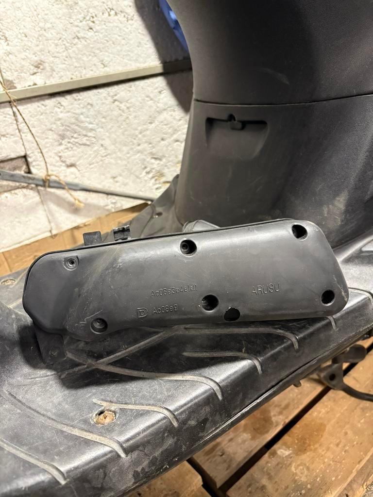 Luchtfilter box, Ophalen of Verzenden