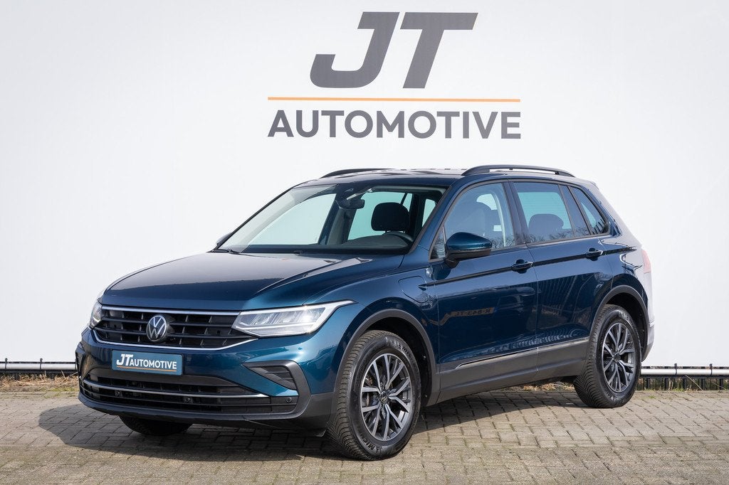 Volkswagen Tiguan 1.4 TSI ehybrid R-line Bns+ Adaptive cruis, Auto's, Volkswagen, 1716 kg, Euro 6, 4 cilinders, Blauw