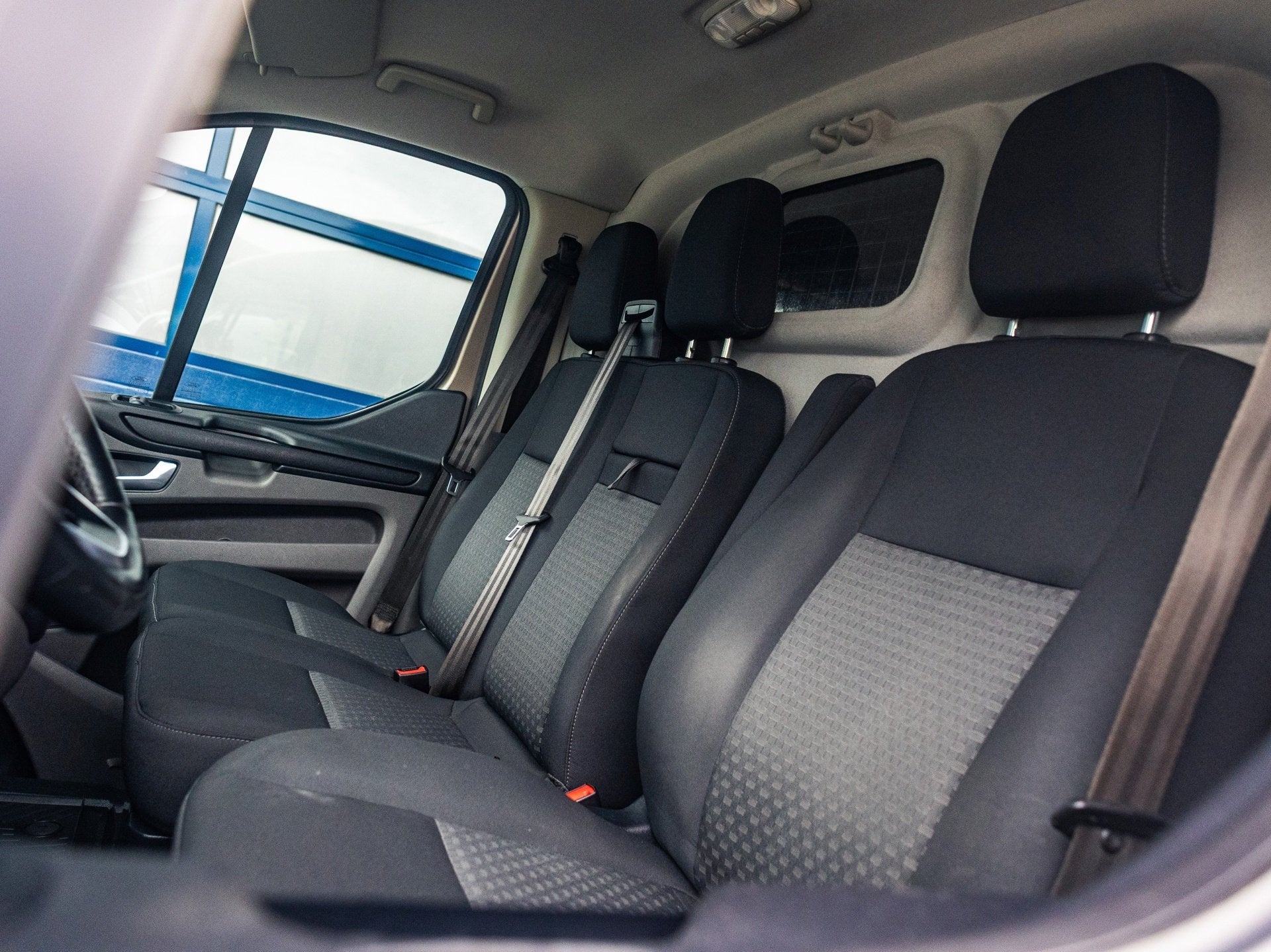 Ford Transit Custom 300 2.0 TDCI L2H2 Limited, Auto's, Origineel Nederlands, Bedrijf, Diesel, 130 pk