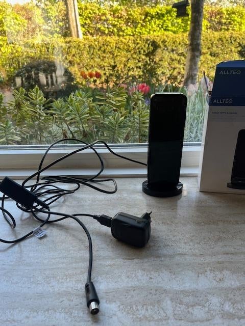 indoor hdtv antenne, Ophalen, Zo goed als nieuw
