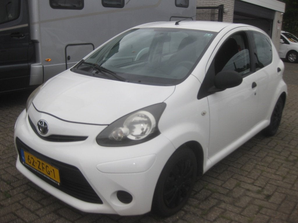 voor bumper, motorkap, deur, scherm, toyota aygo, Ophalen of Verzenden, Voor, Toyota, Bumper