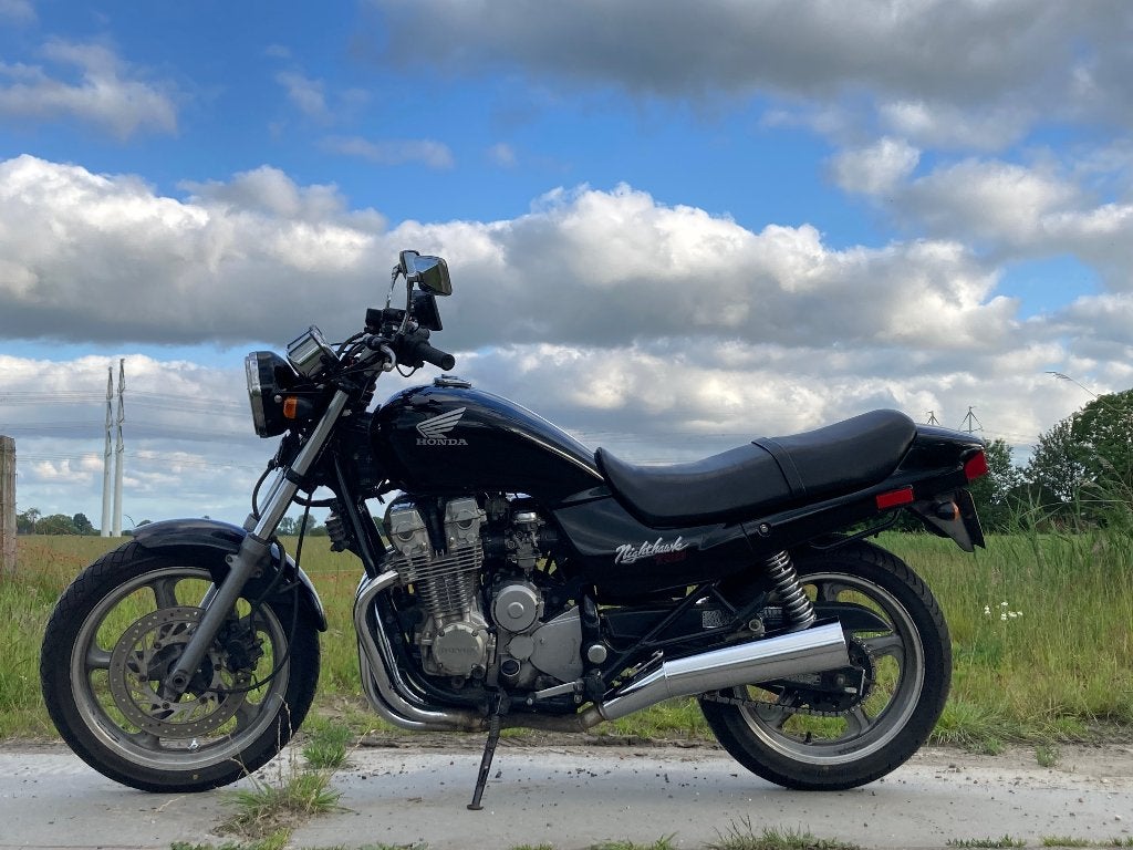 Honda Nighthawk 750 - Klassieke Naked Bike, Motoren, 750 cc, Handvatverwarming, 4 cilinders, Motorrijbewijs A