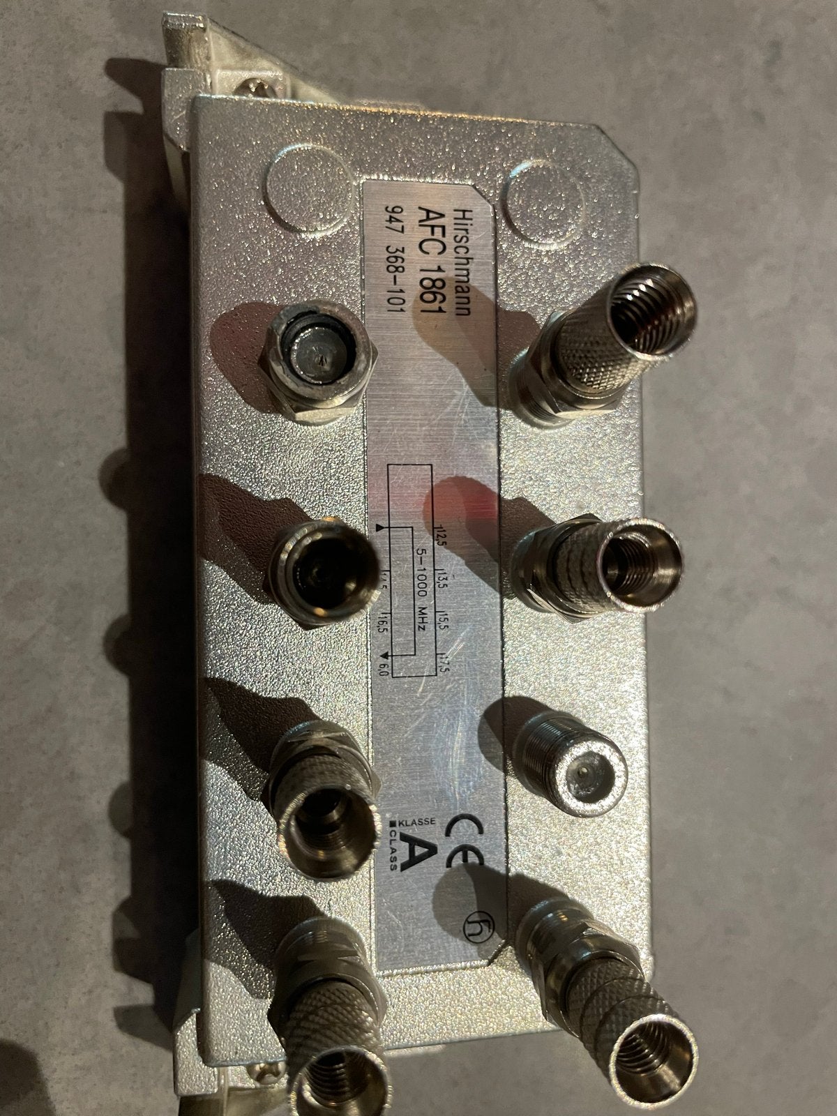 Hirschmann AFC 1861 Coaxiale Kabelverdeler, Ophalen of Verzenden, Gebruikt, Coaxiale kabel