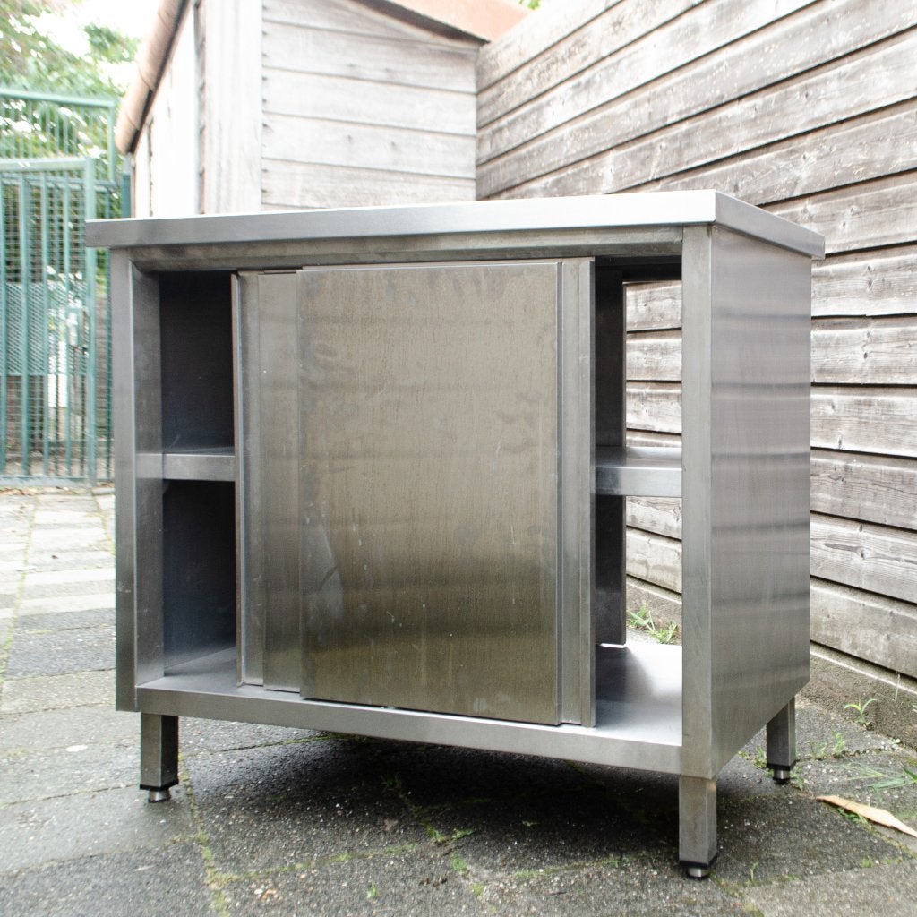 RVS werktafels, twee stuks, Ophalen, Gebruikt, RVS Meubilair