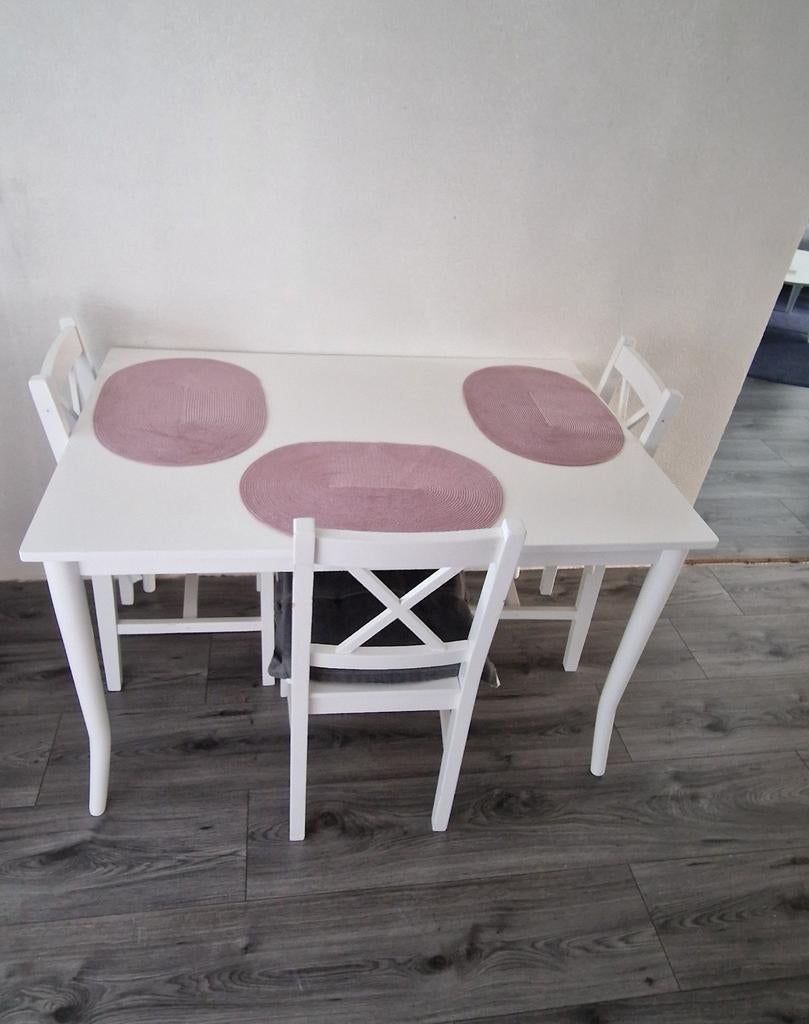 Tafel met stoelen, Tuin en Terras, Tuinsets en Loungesets, Ophalen, Eettafel
