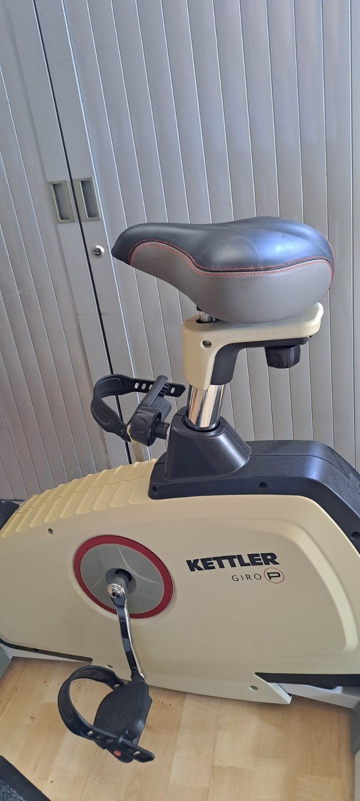 Foto 2 van hometrainer kettler giro p