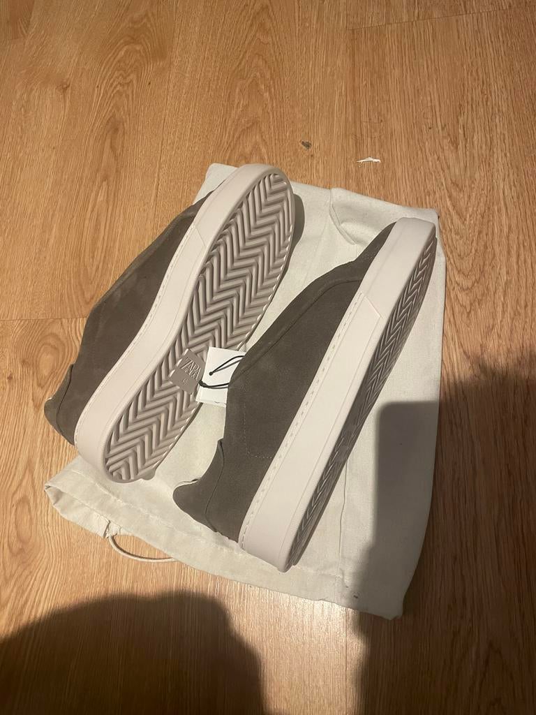 Nieuwe Zara loafers / instappers - Taupe/Bruin - Maat 40, Ophalen of Verzenden, Nieuw, Bruin