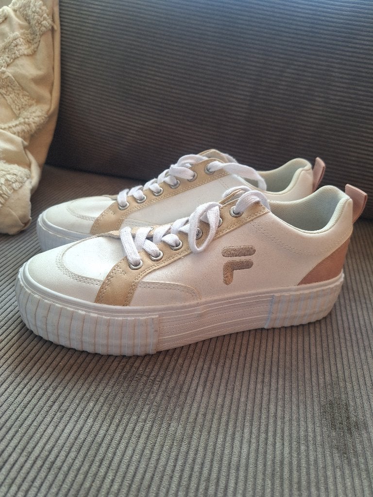Fila sneakers ZGAN maat 39, Wit, Ophalen of Verzenden, Fila, Sneakers of Gympen