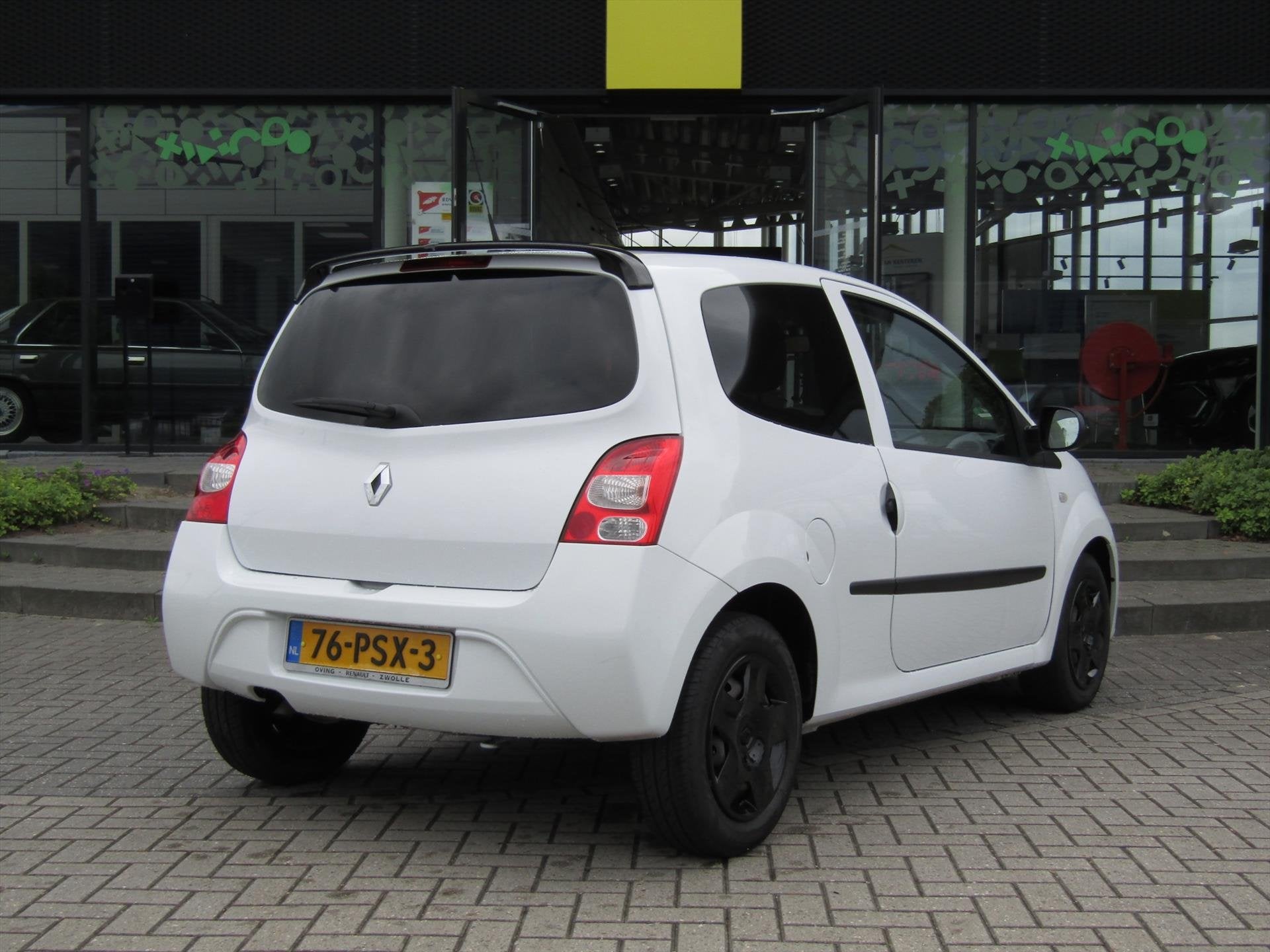 RENAULT Twingo 1.2 16V 75pk ECO² / 1e eigenaar, Auto's, Gebruikt, Zwart, 4 stoelen, Wit
