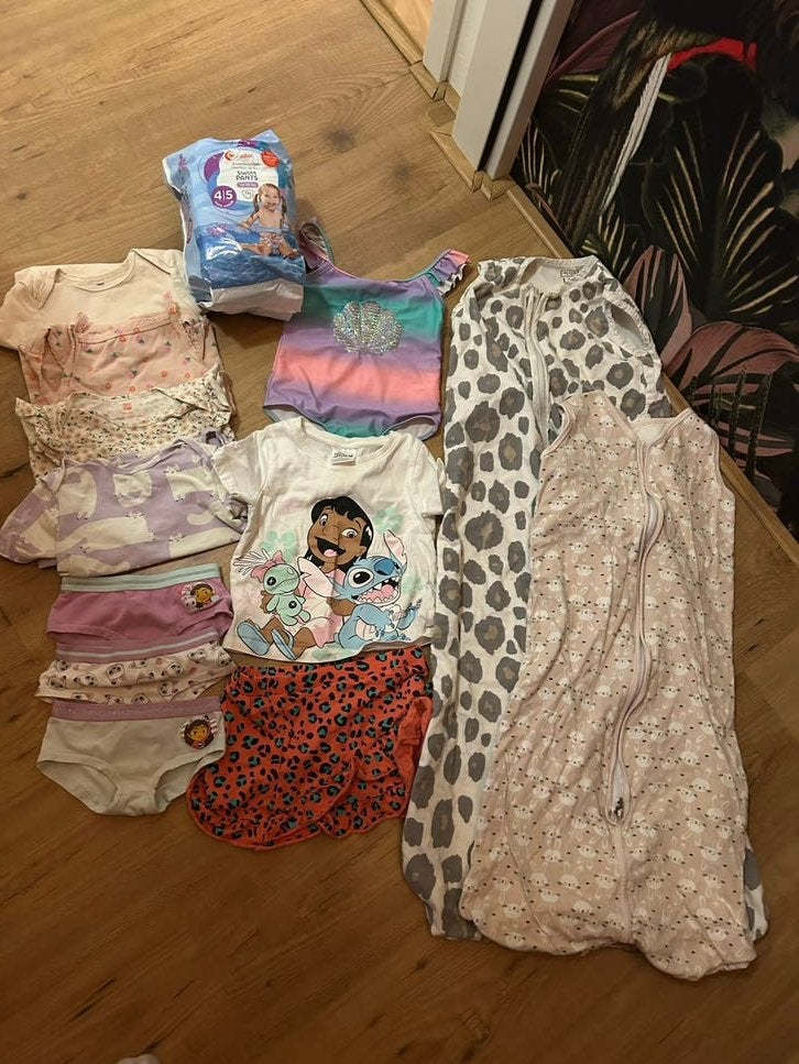 Kledingbundel zomer meisje maat 98-104, Kinderen en Baby's, Kinderkleding | Kinder-kledingpakketten, Ophalen of Verzenden, Gebruikt