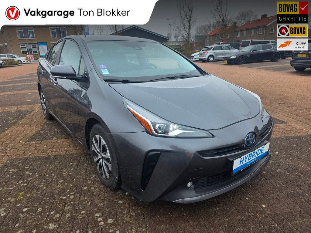 Toyota Prius 1.8 Dynamic, Auto's, Toyota, Zwart, 98 pk, Hybride Elektrisch/Benzine, Prius