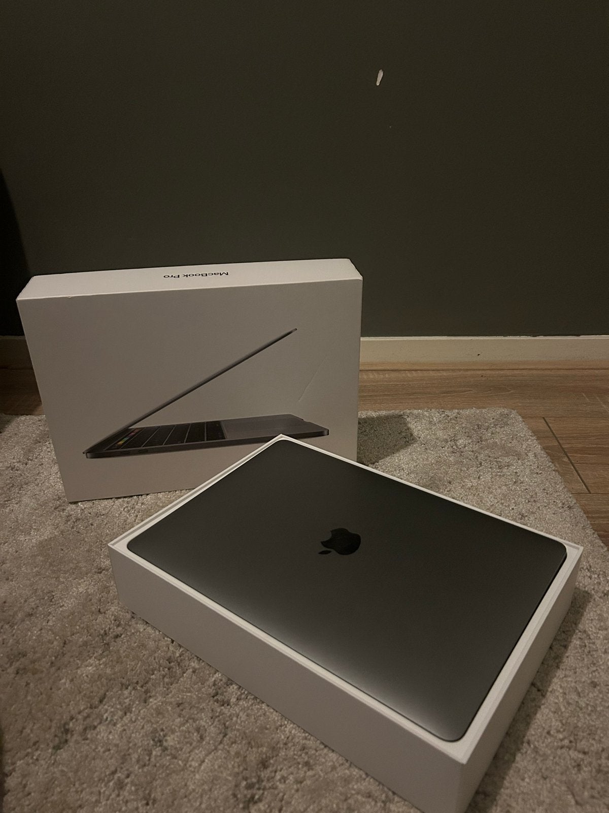 MacBook Pro 13” 2020 met Touchbar, Computers en Software, Apple Macbooks, MacBook Pro, 2 tot 3 Ghz, Qwerty, 13 inch