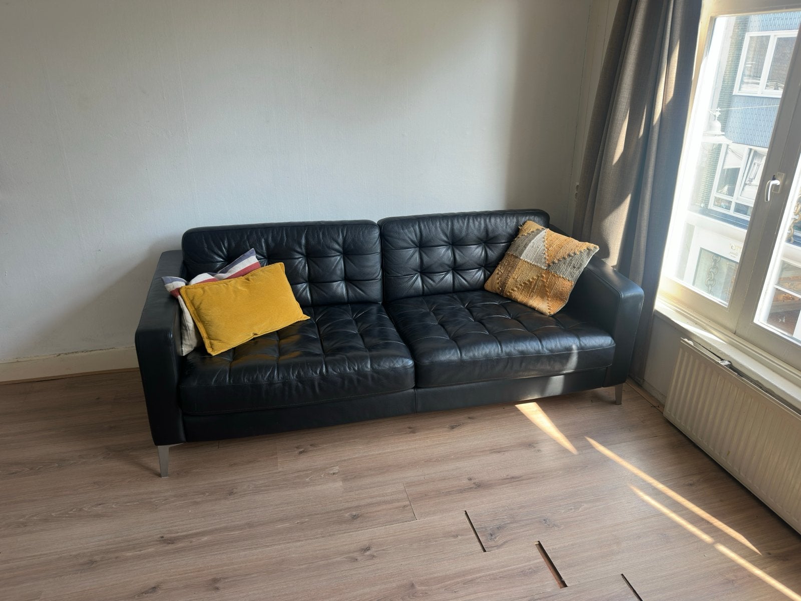Ikea Landskrona 3-zits leren bank in goede staat, Huis en Inrichting, Ophalen, Driepersoons, Zo goed als nieuw, 200 tot 250 cm