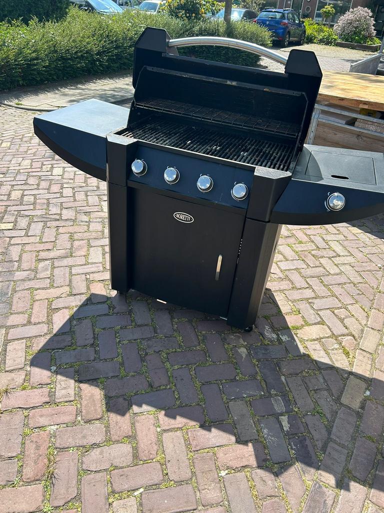 Boretti gas barbecue, Ophalen, Gebruikt