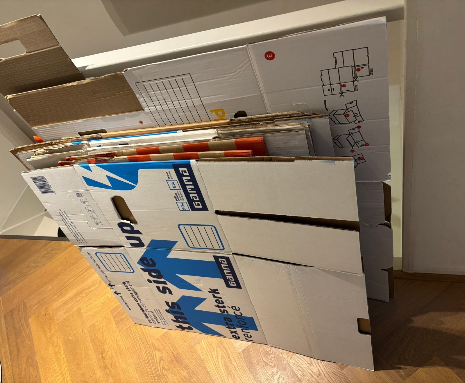 12 verhuisdozen in perfecte staat, Ophalen, Doos, 50 tot 75 cm, Zo goed als nieuw