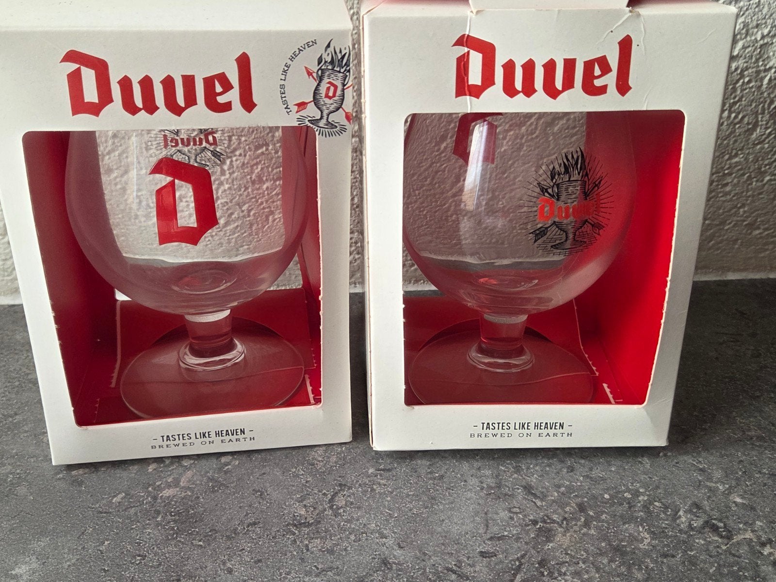 2 Duvel glazen op voet - 16.4 cm hoog - Nieuw!, Verzamelen, Glas en Borrelglaasjes, Nieuw, Bierglas, Ophalen of Verzenden