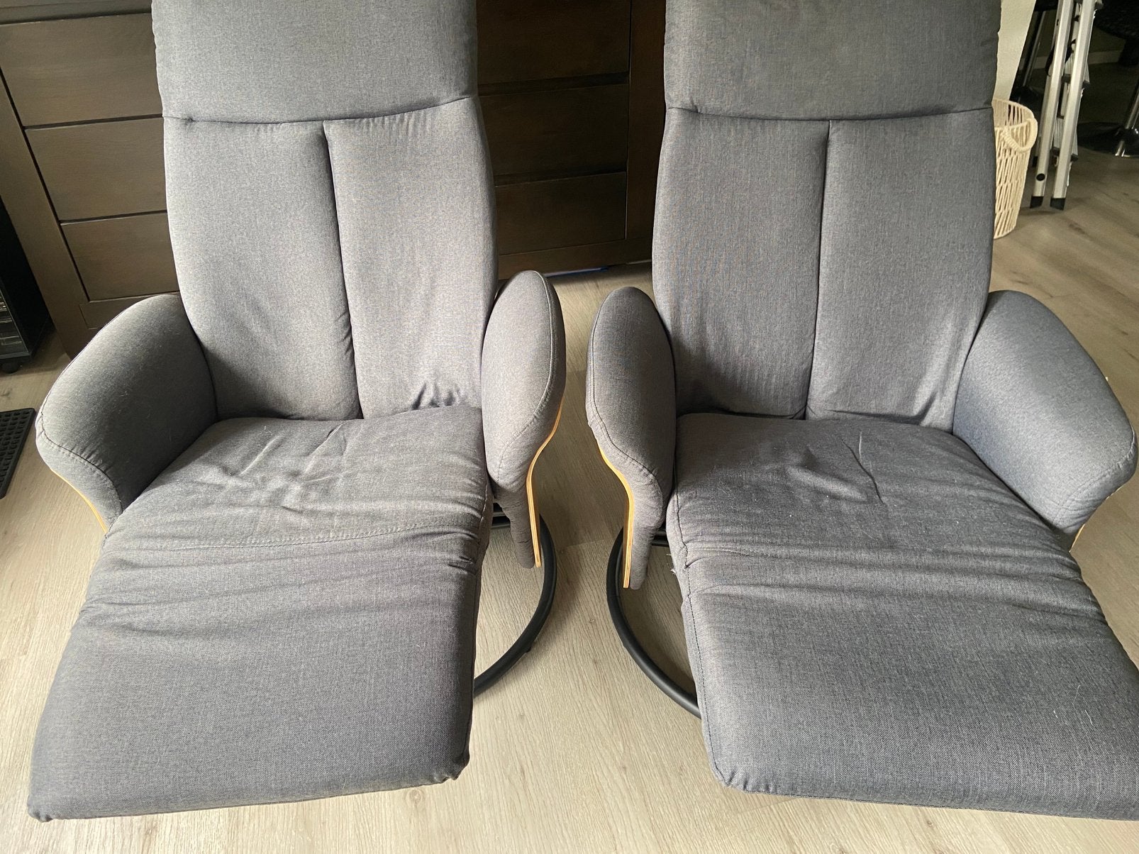 Twee stoelen, Ophalen, Hout, Twee, Zo goed als nieuw