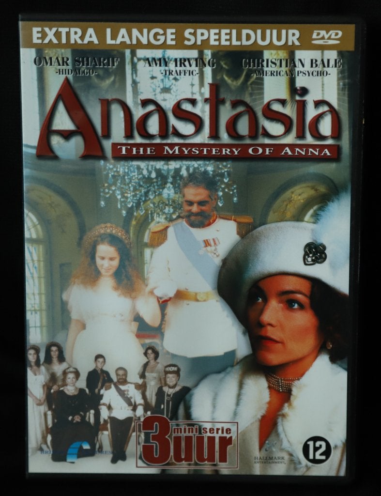 Anastasia., Ophalen of Verzenden, Zo goed als nieuw