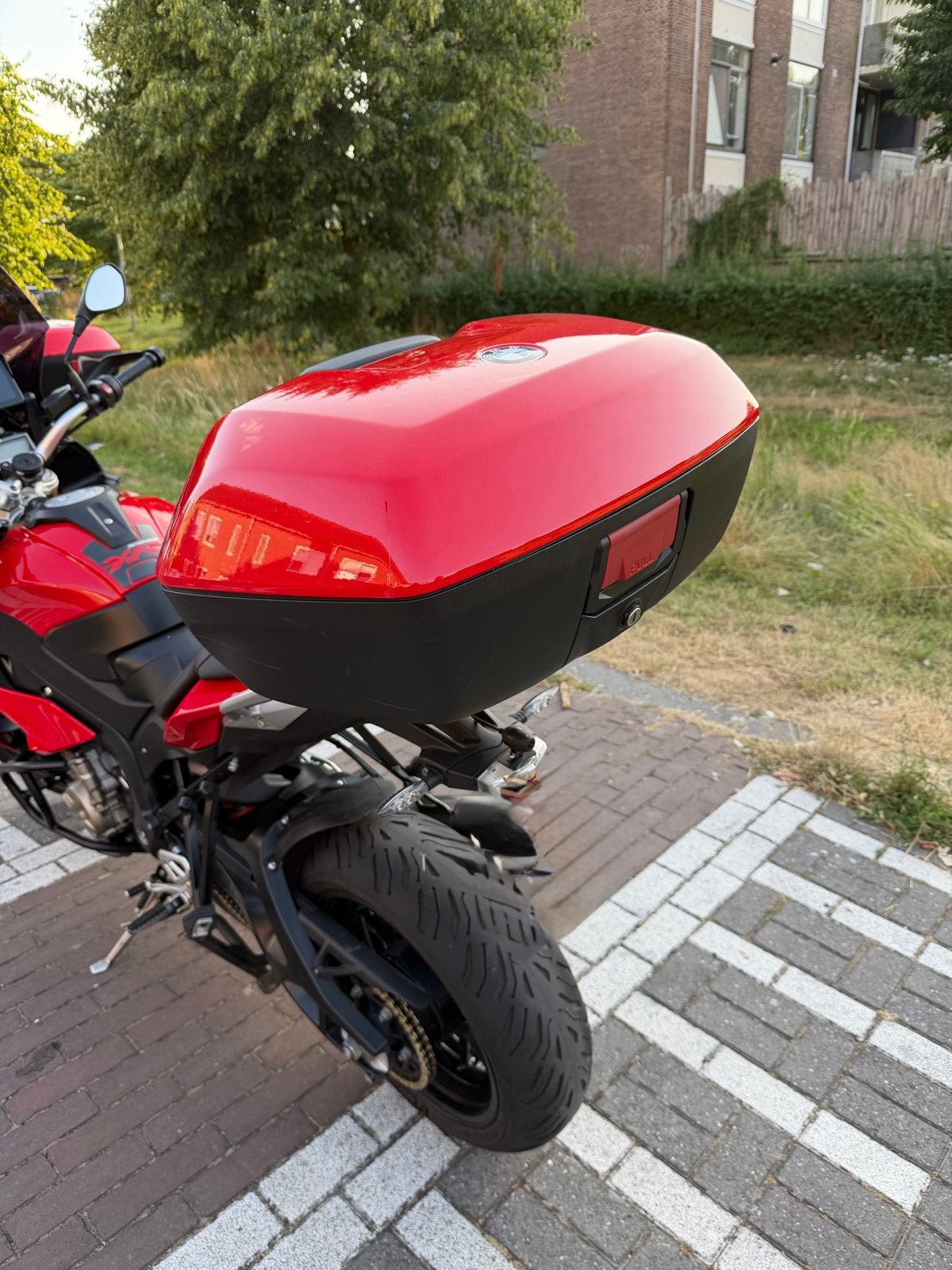 topkoffer bmw s1000xr 2016 ruilen met kleiner!!!!, Motoren, Ophalen, Gebruikt