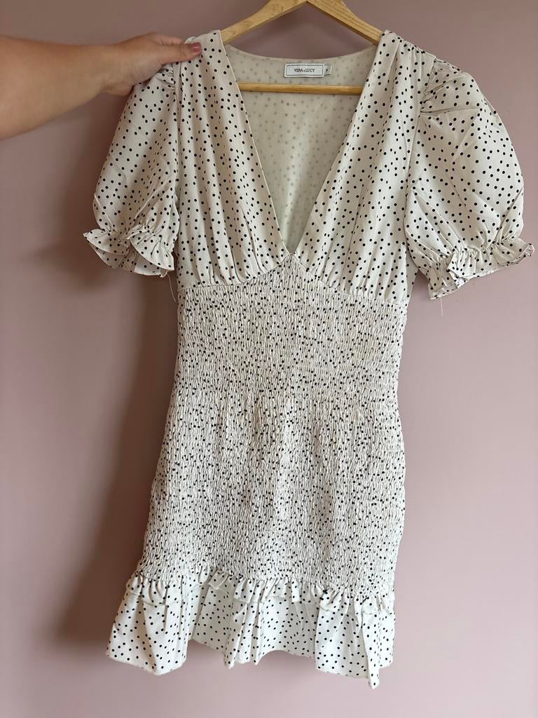 Jurk met stippen en smock detail maat S (36) van Vera & Lucy, Ophalen, Wit, Zo goed als nieuw, Maat 36 (S)