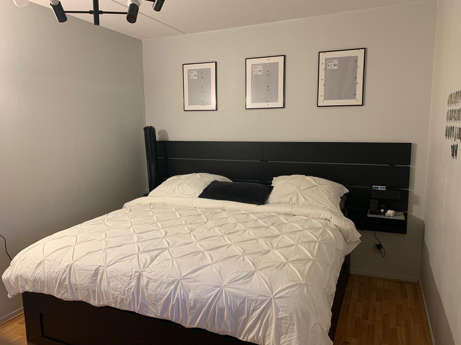 Ikea zwart bed met hoofdbord., Ophalen, Gebruikt, Zwart, Steigerhout