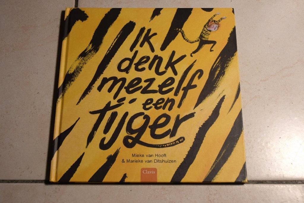 Ik denk mezelf een tijger / Mieke van Hooft, Ophalen of Verzenden, Zo goed als nieuw, Fictie algemeen