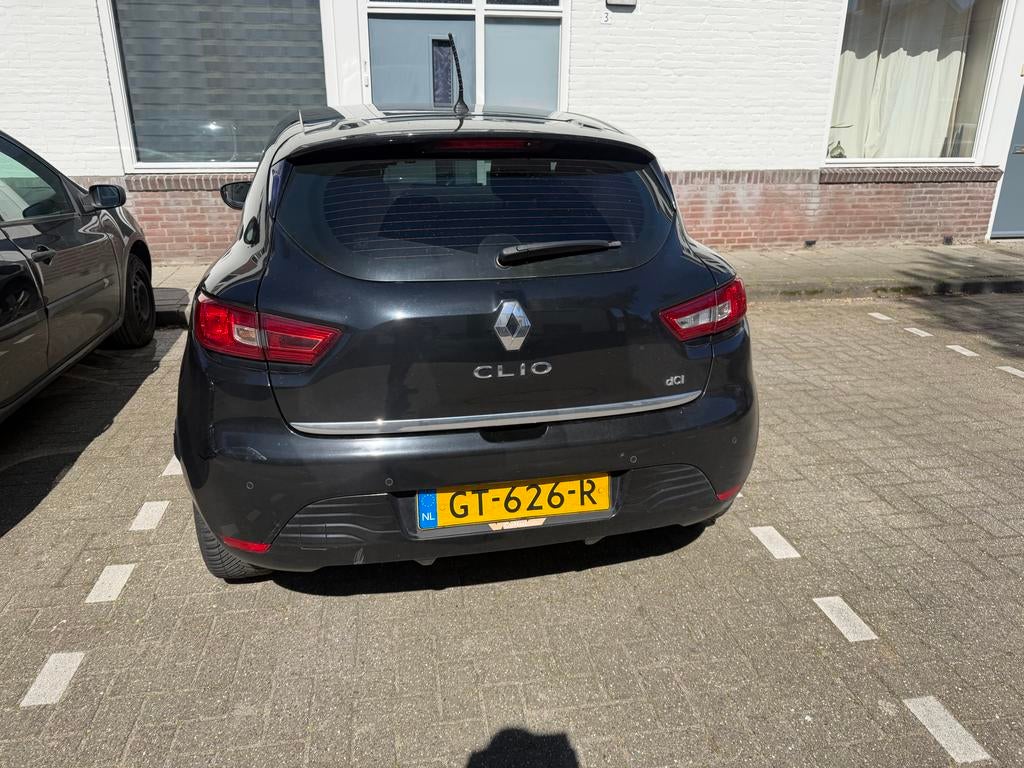 Renault Clio 1.5 DCI 66KW 5-DRS 2015 Zwart, Auto's, Voorwielaandrijving, 1046 kg, 4 cilinders, 96 €/maand