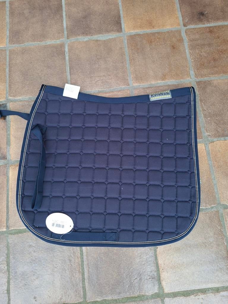 Nieuw pony dressuur zadeldek navy, Dieren en Toebehoren, Paarden en Pony's | Dekens en Dekjes, Debaronesruitersport@hotmail.com