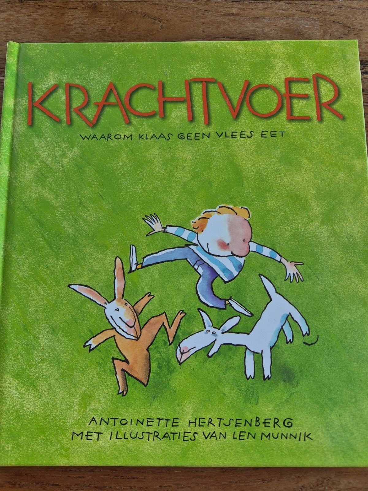 Krachtvoer: Waarom Klaas geen vlees eet ., Ophalen of Verzenden, Zo goed als nieuw, Antoinette Hertsenberg, Non-fictie