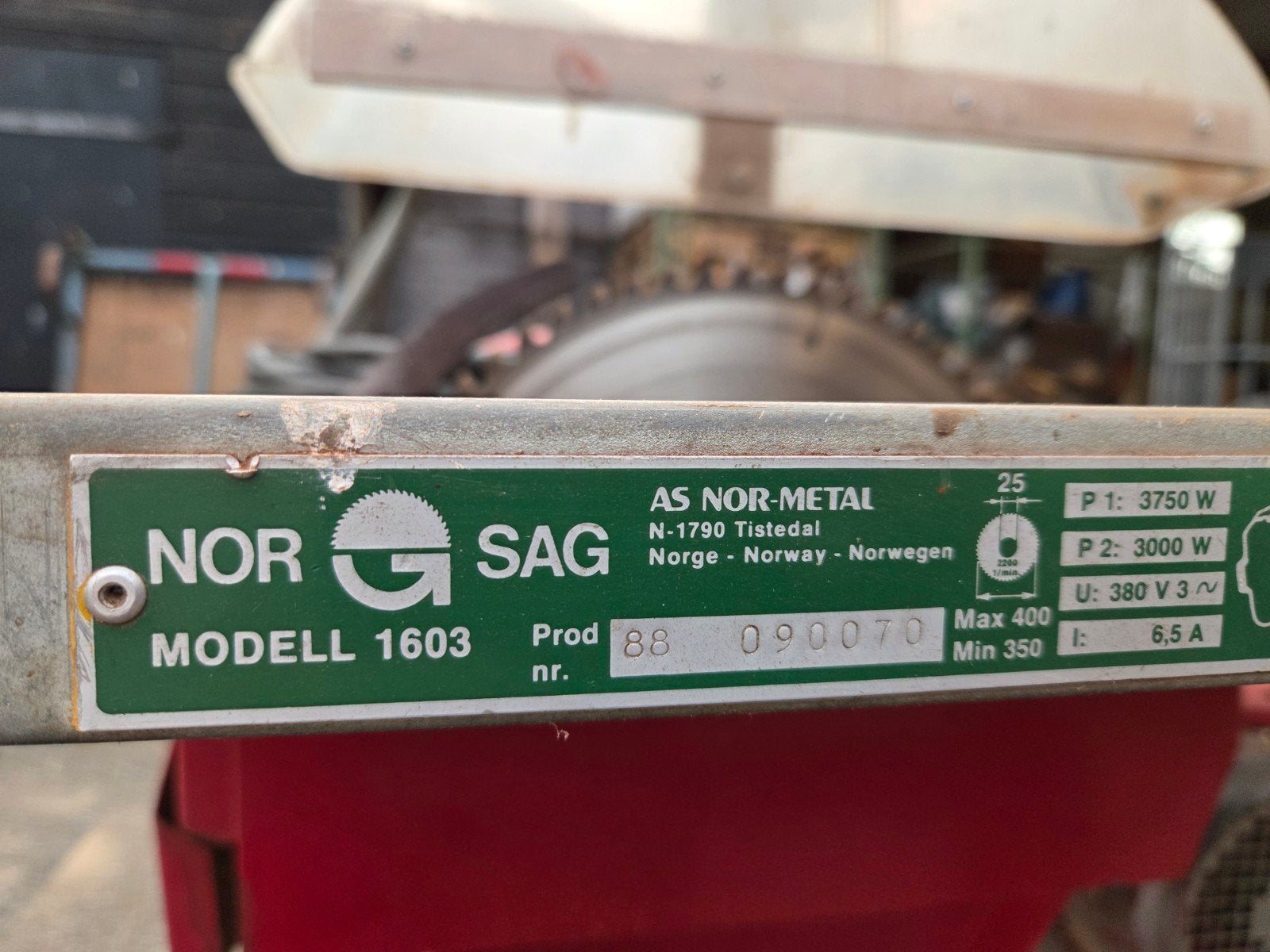 Zaagtafel op krachtstroom. degelijk zaagtafel ., Doe-het-zelf en Verbouw, Gereedschap | Zaagmachines, Ophalen, Gebruikt, Cirkelzaag