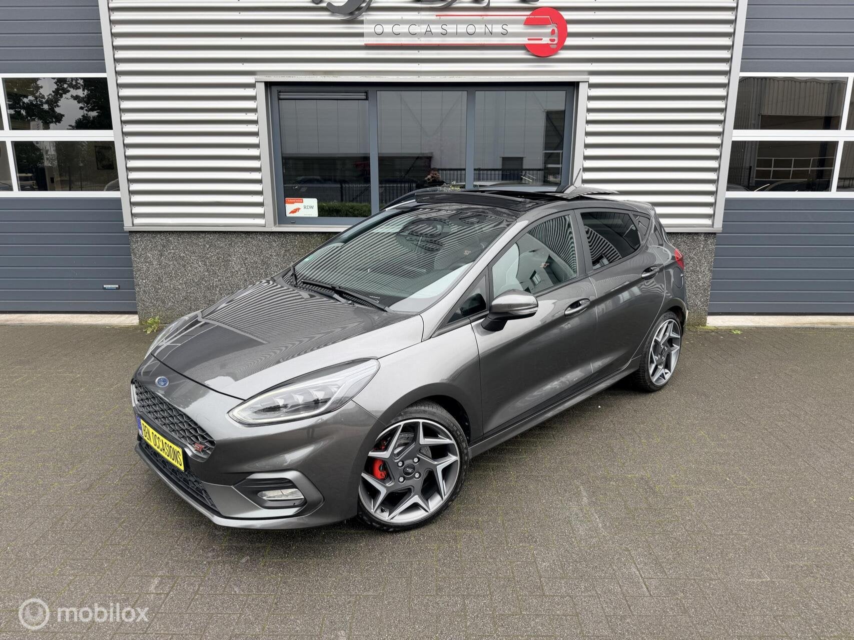 Ford Fiesta 1.5 EcoBoost ST-3 200PK 1e EIG Pano TOPSTAAT!, Auto's, Voorwielaandrijving, Dealer onderhouden, Euro 6, Leder