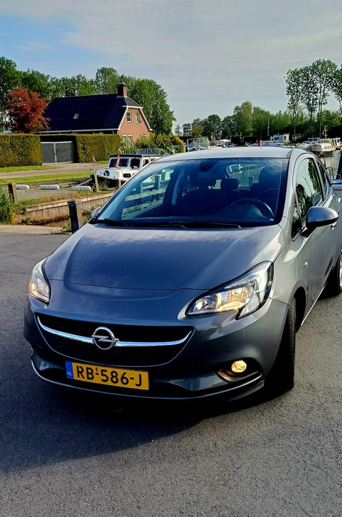 Opel Corsa 1.4 66KW/90PK 3D 2017 Grijs, Auto's, Voorwielaandrijving, 40 €/maand, 1398 cc, Origineel Nederlands