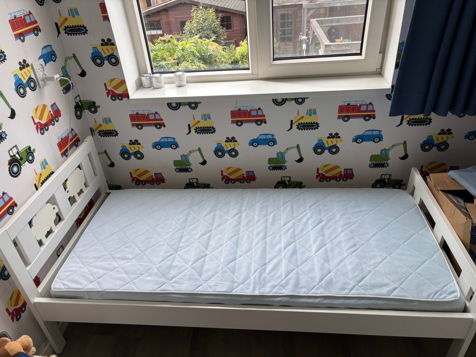 Peuterbedje met toebehoren, Ophalen, Gebruikt, 140 tot 160 cm, Lattenbodem