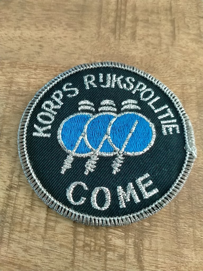 NL , Korps Rijkspolitie Centrum Opleiding Mobiele Eenheid, Verzamelen, Verzenden, Overige soorten, Nederland, Embleem of Badge