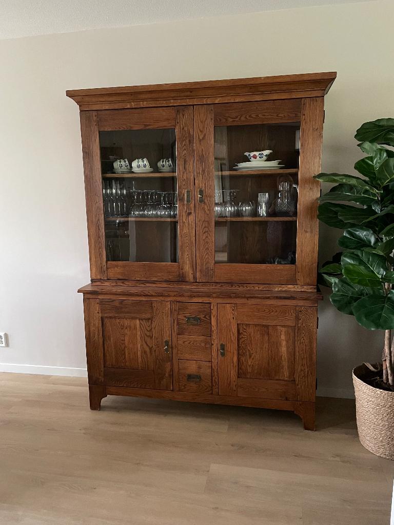 Kast, Ophalen, Met plank(en), Gebruikt, 200 cm of meer