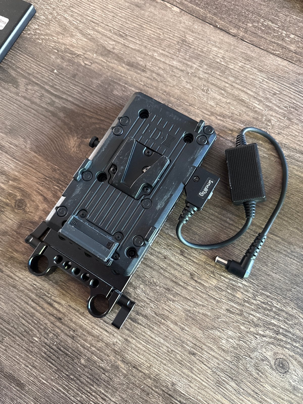 V-Mount Batterijplaat 15mm Rod, Overige typen, Overige soorten, Minder dan 8x, Zo goed als nieuw