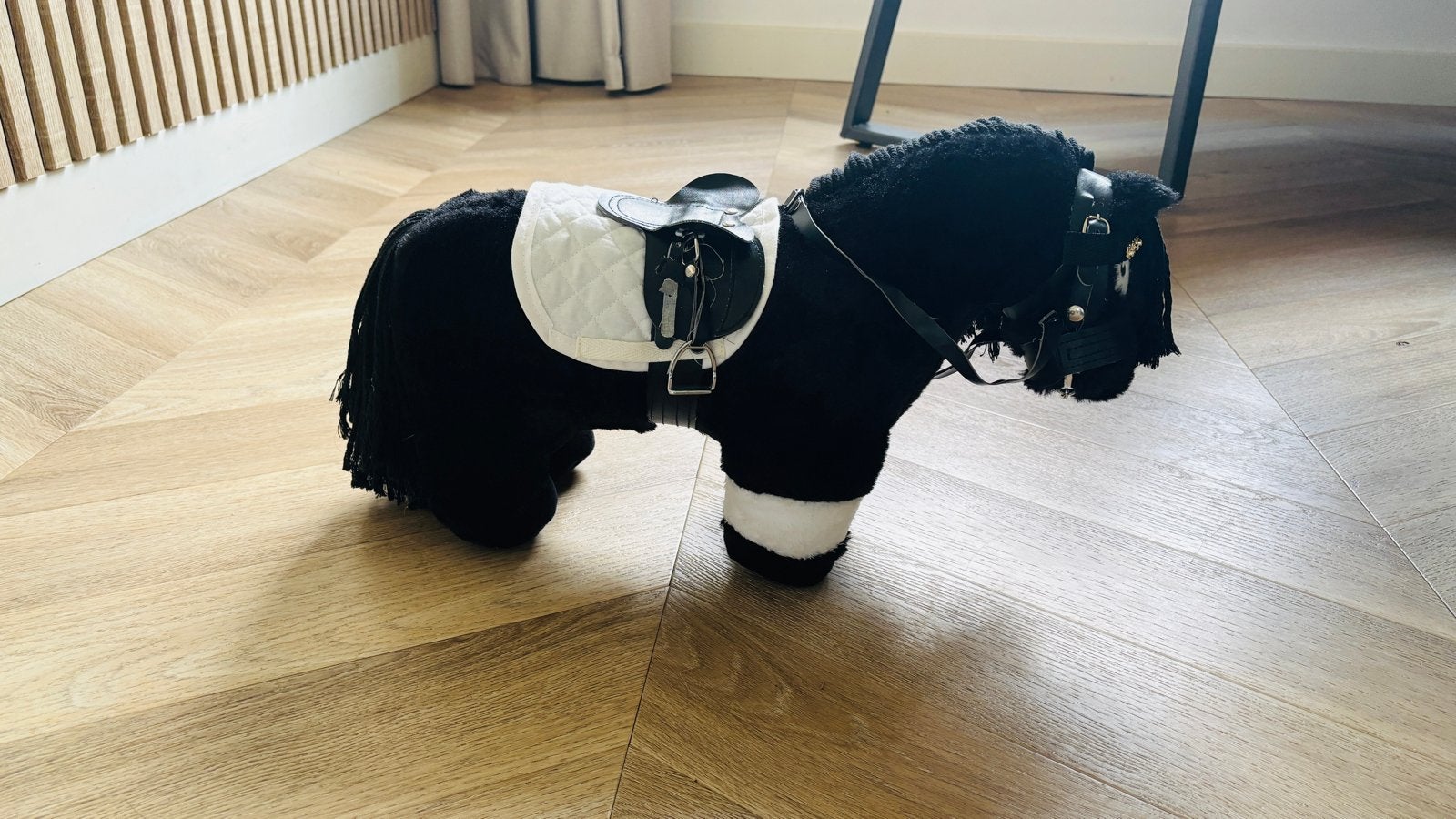 Zwarte Crafty Pony met accessoires, Paard, Overige merken, Zwart, Ophalen of Verzenden