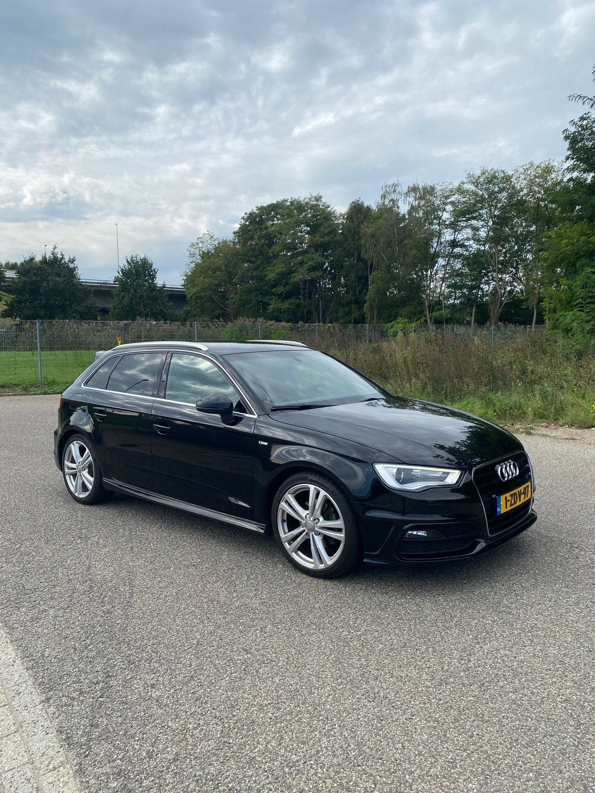Audi A3 1.4 TFSI ULTRA COD 110KW Sportback 2015 Zwart