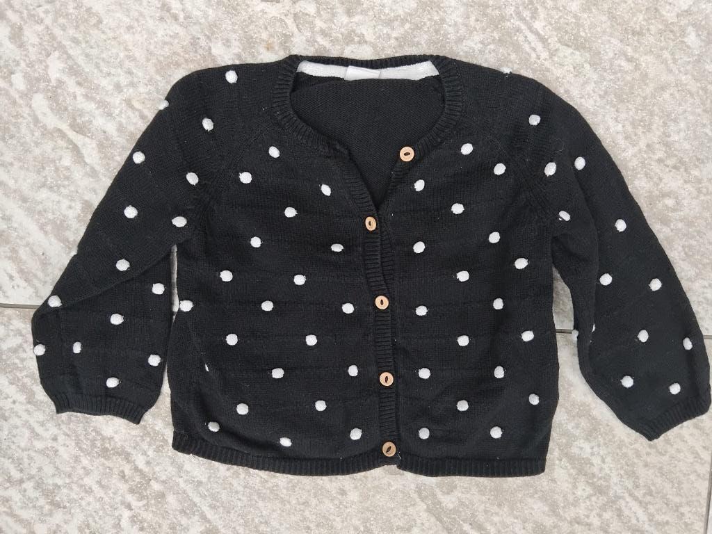 Vest zwart stippen wit maat 74 H&M vestje, H&M, Ophalen of Verzenden, Zo goed als nieuw, Truitje of Vestje