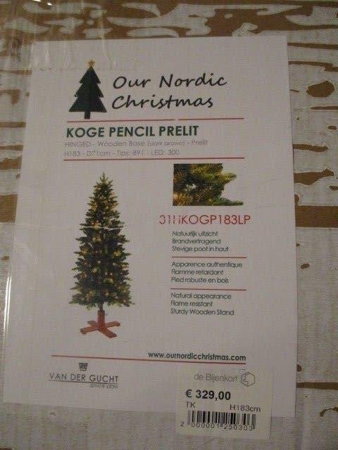 Our Nordic Christmas Tree-   H:183 cm D:71cm, Ophalen, Nieuw