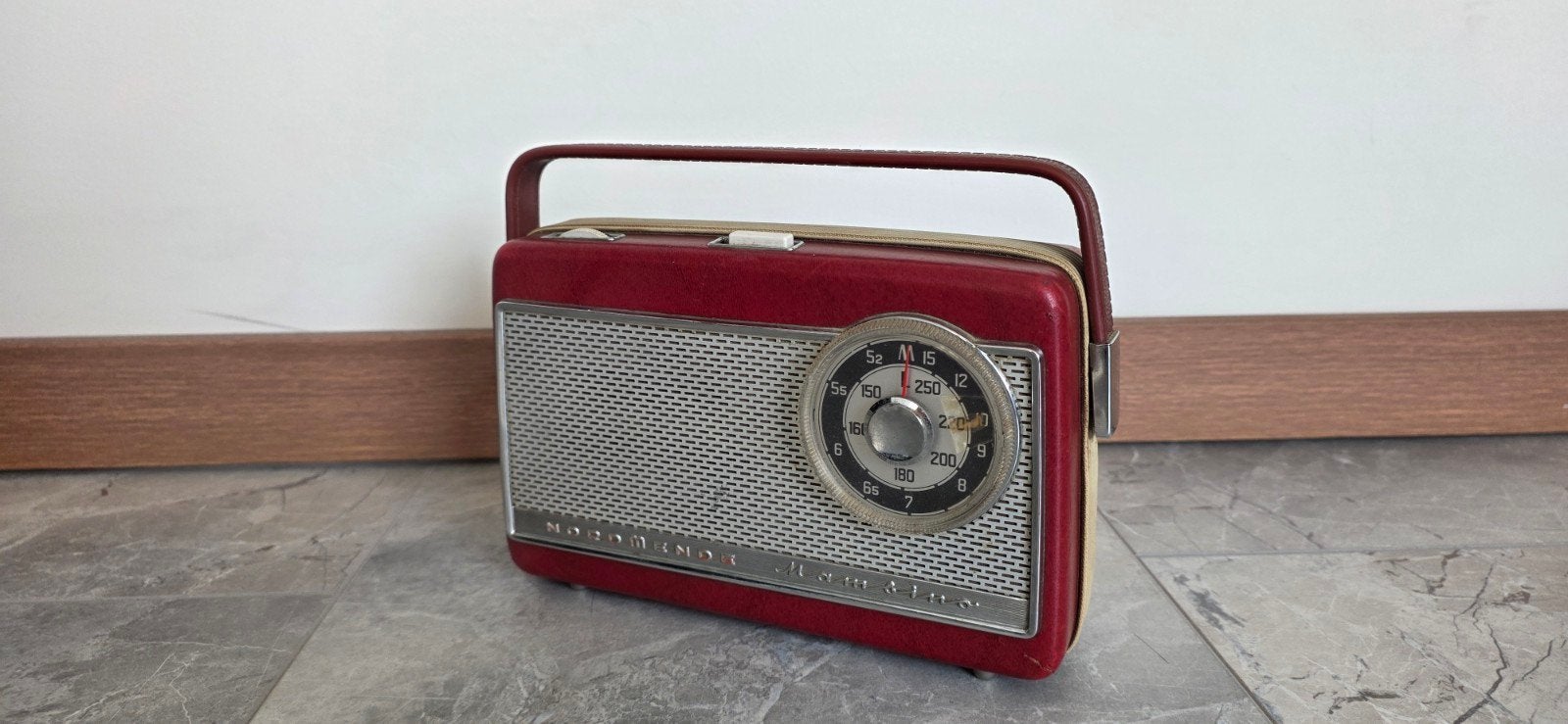Zeldzame Vintage Nordmende Mambino Transistorradio (1959), Ophalen, Gebruikt, Transistorradio