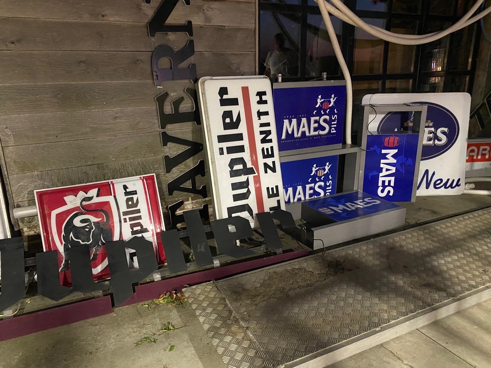 Verzameling Stella Artois glazen borden en uithangborden, Ophalen, Gebruikt, Reclamebord, Plaat of Schild, Stella Artois