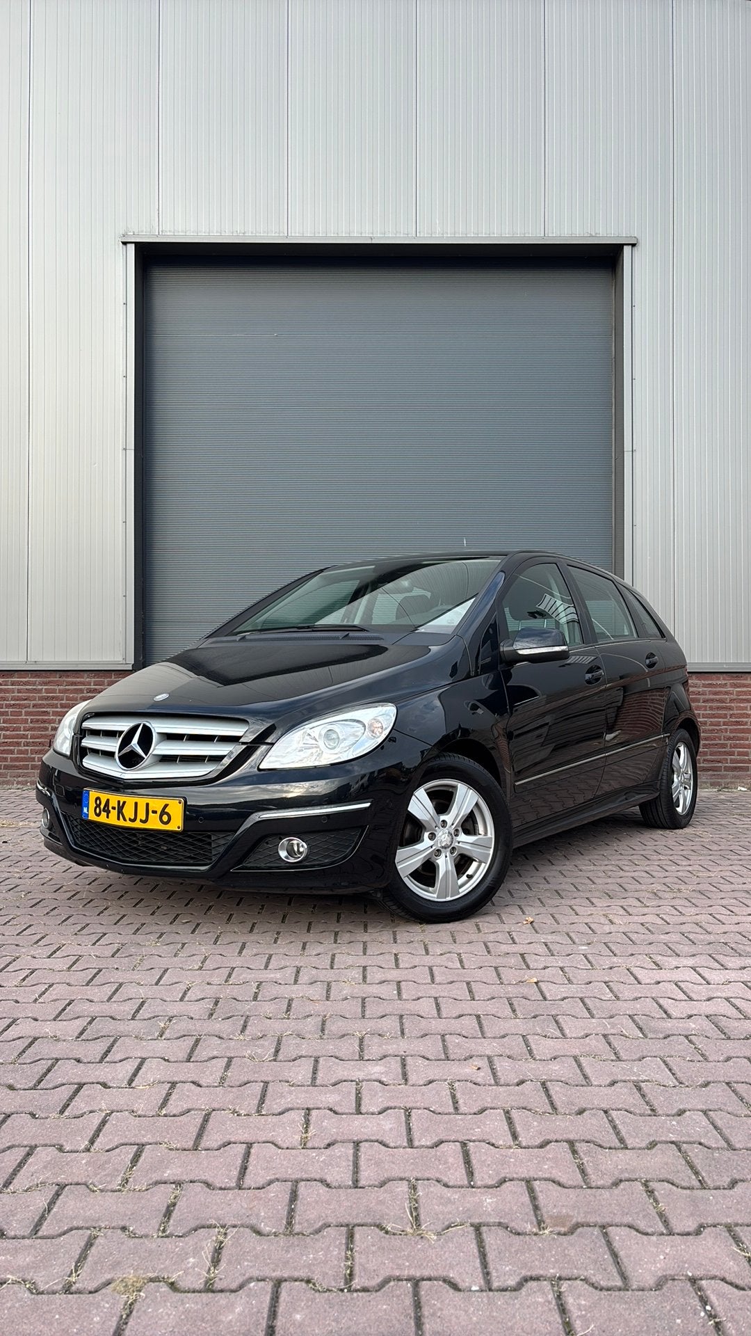 Mercedes-Benz B-Klasse 170 Automaat | Trekhaak | Airco, Auto's, Stof, Zwart, 4 cilinders, Bluetooth